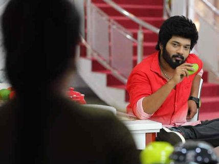 நீ குடுத்தது பார்வதி தொட்ட மாங்கா.. இது அவ கடிச்ச மாங்கா... ஆதி ஆஹா..ஃ பீலிங் ...! 