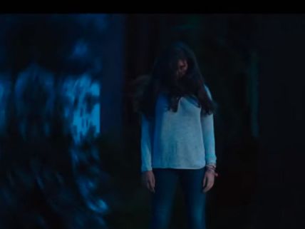 Lisa Review: ப்பேபப... நான் தான் 'லிசா'... அட நீ வேற சிரிப்பு காட்டிக்கிட்டு... போம்மா அந்த பக்கம்!