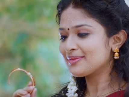 செல்வி.. தமிழ் செல்வி... பேரே இவ்ளோ அழகா இருக்கே... எப்போ வருவா? 