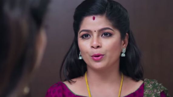 Nila serial: ஐயோடா.. நிலா வீட்டில் தல வாலி பட சீன்! 