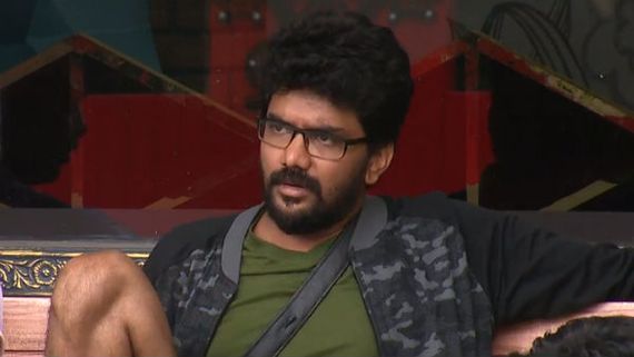 அடிச்சு சாவடிச்சிடுவேன்.. சாக்ஷியிடம் எகிறிய கவின்! 
