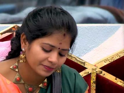தனியா பேசுற அளவுக்கு நேத்து நடந்த மேட்டர் வொர்த் இல்லம்மா..! இப்படி இருந்தா தாக்கு பிடிக்க முடியாது!