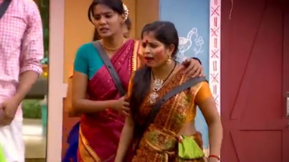 த்தூ.. கருமாந்திரம்.. அடுத்தவங்க அழறது பார்த்து சிரிக்கிறவன் ஆம்பளையா? உச்சபட்ச கோபத்தில் மதுமிதா! 