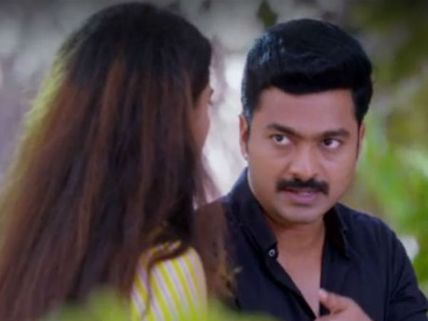Malar Serial: பூஜா கண்ணு போலீஸ் கமிஷனர் மாமாகிட்டேயே  இப்படி விளையாடலாமா? 