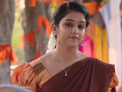  Pournami serial: இந்த சோனுவுக்கு என்ன நக்கல்  பார்த்தீங்களா? 