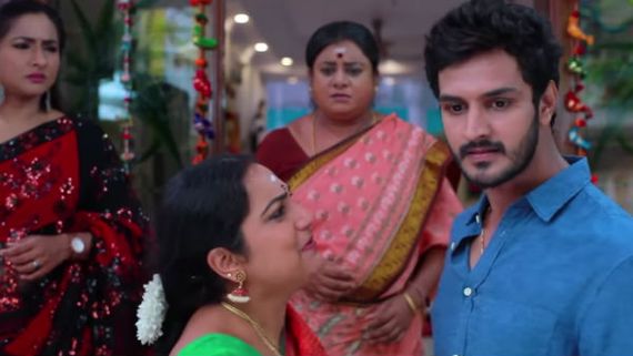 Roja serial: அடிச்சு சொல்லு அர்ஜுன்... தாத்தா சொத்து பேரனுக்குத்தான்! 