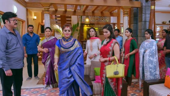 Lakshmi stores serioal: இந்த பணக்காரங்களே இப்படித்தான் பாரு பாக்கிய லட்சுமி பாரு! 