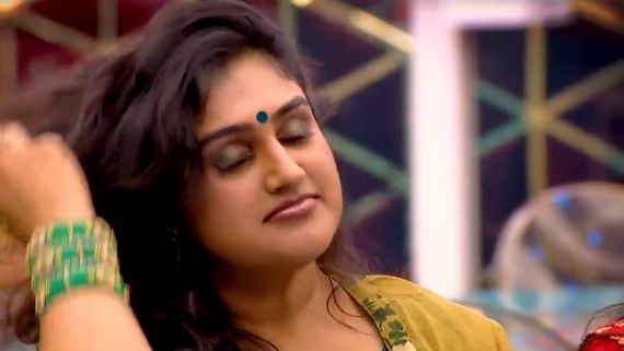 #NoVanithaNoBiggBoss இந்த டுவிஸ்டை பிக் பாஸ் என்ன வனிதாவே எதிர்பாத்திருக்க மாட்டாரே 
