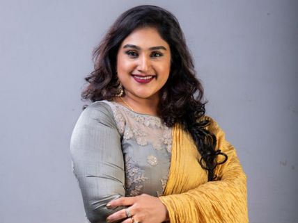 புரோமோவை போட்டு.. அப்புறம் டெலிட் பண்ணி.. பாவம் வனிதா போய்டதால பிக் பாஸே எப்டி கன்பியூஸ் ஆகிட்டாரு! 