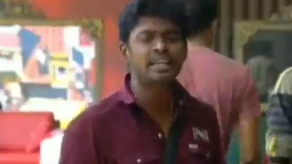 சேரனை கெட்ட வார்த்தையால் திட்டும் கவின்.. தொடர்ந்து அசிங்கப்படுத்துவது தெரியாதா பிக்பாஸ் உங்களுக்கு?