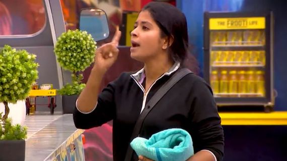 பெண்களை நீங்க நல்லா யூஸ் பண்ணிக்கிறீங்க.. கவின் மீது பாய்ந்த மது.. அப்போ சாக்‌ஷி சொன்னது உண்மைதானா? 