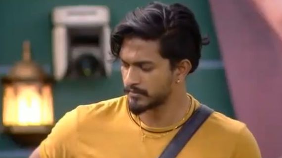 கோல்மால் செய்து டாஸ்க்கில் ஜெயித்த முகென்.. குறும்படம் போட்டு குட்டை உடைத்த கவின் ஆர்மி ! 