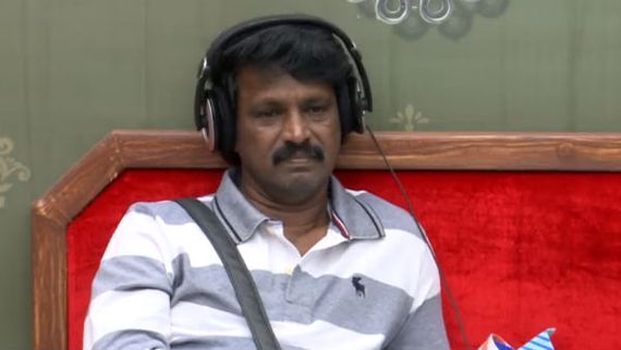 பிக்பாஸ் வீட்டில் ஃபிரீஸ் டாஸ்க்.. ஆராரிராரோ நான் இங்கே பாட.. கண்ணீர்விட்டு அழுத சேரன்! 