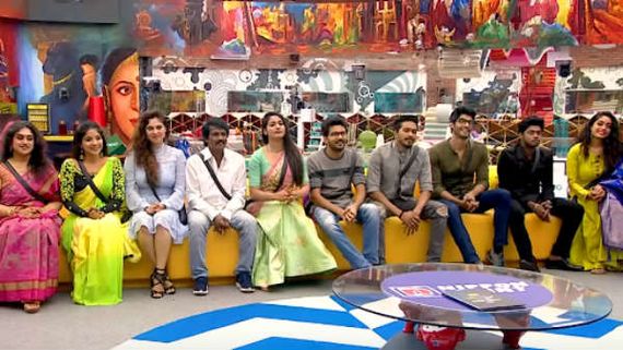 20 வருஷமா பாதுகாத்த மானமெல்லாம் போச்சு.. பிக் பாஸ் நிகழ்ச்சியால் புலம்பும் முன்னணி பிரபலம்! 