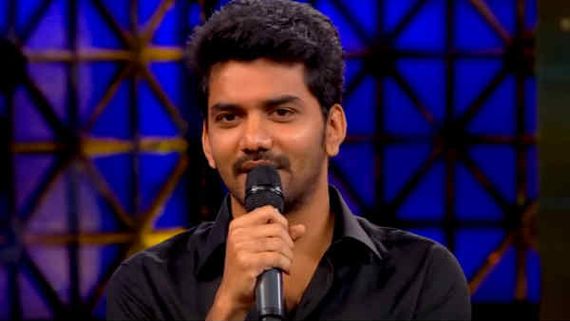 சந்தோஷமா இருங்க.. வெளியே ஐ அம் வெயிட்டிங்.. கமல் உடன் இருந்தபோதே லாஸிடம் தில்லாக சொன்ன கவின்! 