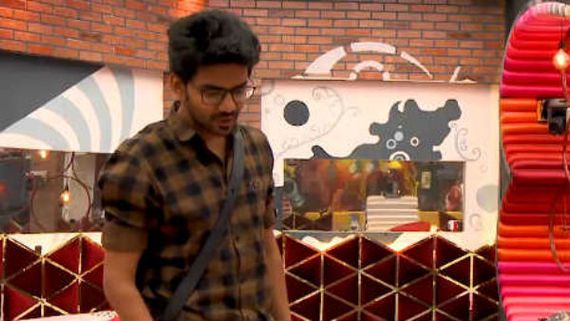 கவின் ரியாக்ஷன கவனிச்சீங்களா.. ஒரு வேளை.. முன்னாடியே தெரிஞ்சுருக்குமோ?! 