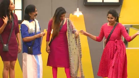 உண்மையை சொன்னா கோபம் வருதா? அந்த அவார்டுக்கு தகுதியான ஆள் நீங்கதான்! வச்சு செய்யும் நெட்டிசன்ஸ்! 