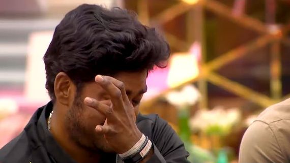 ஒரே வார்த்தை.. சாண்டியை கதறி அழ வைத்த மாமியார்.. அப்டியே வனிதாவையும் கொஞ்சம் கவனிங்களேன் பிக் பாஸ் 