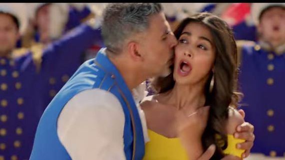 ஹவுஸ்ஃபுல்-4 படத்திலிருந்து முதல் பாடலான 