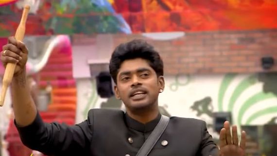 கமல் முன்பு வனிதாவை வச்சு செய்த சாண்டி.. அதிர்ந்த அரங்கம்.. வேற லெவல்! 