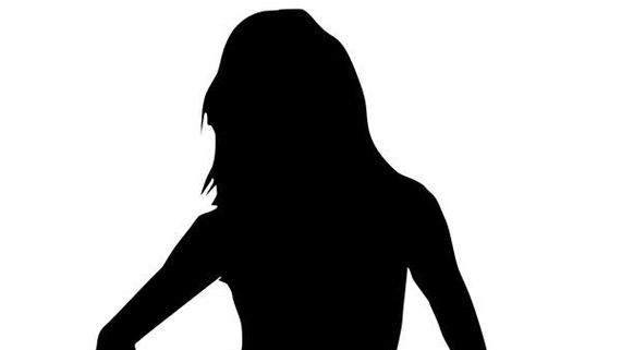 விவாகரத்து முடிவில் முன்னணி நடிகை? குடும்ப விழாக்கள் புறக்கணிப்பு..கடுப்பில் பெரிய குடும்பம்! 