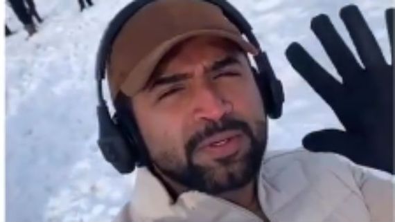 உறைபனி குளிரில் குதிரைகளுக்கு நடுவே ஆக்‌ஷன் ஆவேசம்... தீயாய் பரவும் அருண் விஜய் வீடியோ 