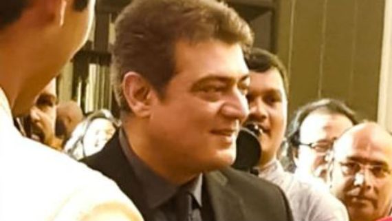 இதுதான் தல.. என்ன ஒரு மரியாதை.. சுரேஷ் சந்திரா சொன்னவுடன் ஓடி வந்த அஜித்.. செம ஜெண்டில்மேன்!