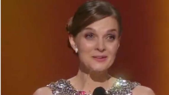 'ஜோக்கரு'க்கு சிறந்த ஒரிஜினல் இசைக்கான விருது... பெண் இசைக்கலைஞர் ஹில்துர் பெற்றார் 