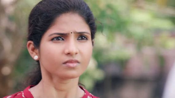  படம் முடிஞ்சு வெளியே வரும்போது நிச்சயமா ஒரு கனத்தோடதான் வருவீங்க.. உருகும் மாயநதி ஹீரோயின்! 