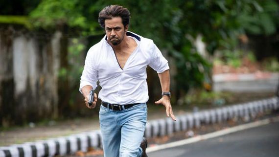 சமூக வலைத்தளங்களை பயனுள்ளதாக்குகள். .அஜித்,விஜய் ரசிகர்களுக்கு அர்ஜுன் வேண்டுகோள்!