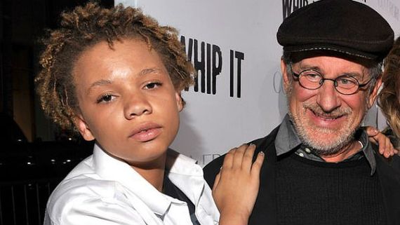 ஆபாச படத்துல நடிக்கப் போறேன்னு சொன்னாரே... பிரபல ஹாலிவுட் இயக்குனர் ஸ்பீல்பெர்க் மகள் திடீர் கைது 