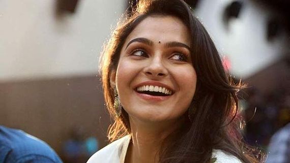 ஆண்ட்ரியா அவங்க பேரப்பிள்ளைகளுக்கு 'அந்த' கதையதான் சொல்லப்போறாங்களாம்.. அன்போஸ்டட் லெட்டர்! 