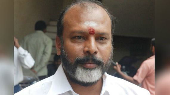 தினமும் 250 உதவி இயக்குனர்களுக்கு உணவளிக்கும் தயாரிப்பாளர் பெப்சி சிவா! மளிகை வழங்கும் இயக்குனர்! 