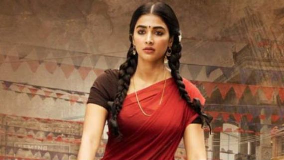 ஷூட்டிங்கில் இருந்தே ஆக வேண்டிய கட்டாயம்.. தனியார் விமானத்தை வாடகைக்கு அமர்த்தி பறந்த ஹீரோயின்! 
