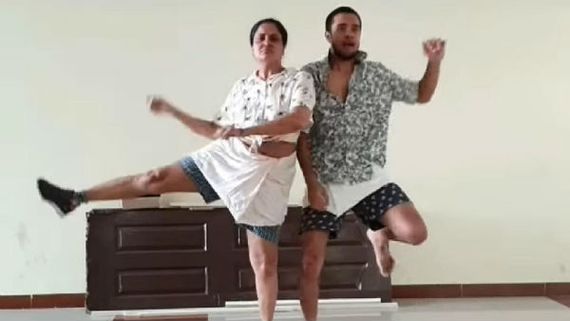 நடிகை பிரகதி மகனுடன் குத்தாட்டம்..என்ன ஆட்டம்டா சாமி..மிரண்டு போன ரசிகர்கள் ! 