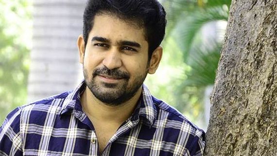 ஊரெல்லாம் கொரோனா வைரஸ் பீதி.. இந்த லாக்டவுன் நேரத்துல இதைத்தான் பண்ணுறாராமே, நம்ம விஜய் ஆண்டனி! 