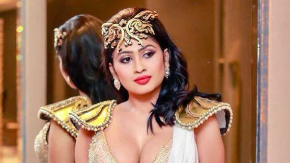 கிளியோபாட்ராவே இவ்ளோ அழகா இருந்தாங்களான்னே தெரியலையே.. வைரலாகும் பியூமி ஹன்சமாலியின் போட்டோ!