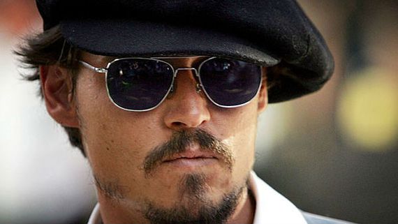 மாயத் திருடன்.. மந்திர புன்னகையாளன்.. மனங்களை கொள்ளையடித்த கேப்டன்.. ஹேப்பி பர்த்டே #JohnnyDepp 