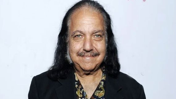  2000 படங்களில் நடித்தவர்.. முன்னணி ஆபாச பட நடிகர் மீது பாலியல் வன்கொடுமை புகார்.. திடீர் பரபரப்பு! 