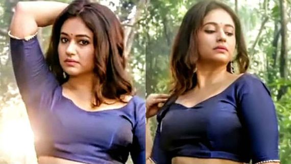 வெறும் ஜாக்கெட்டுடன் போஸ் கொடுத்த பூனம் பாஜ்வா.. அம்மாடியோவ்… என வாய்பிளந்த ரசிகர்கள் !