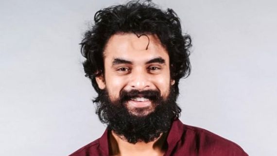 ஷூட்டிங் ஸ்பாட்டில் விபத்து.. வயிற்றில் ரத்தக் கசிவு.. நடிகர் டொவினோ தாமஸ் ஐசியூவில் அட்மிட் 