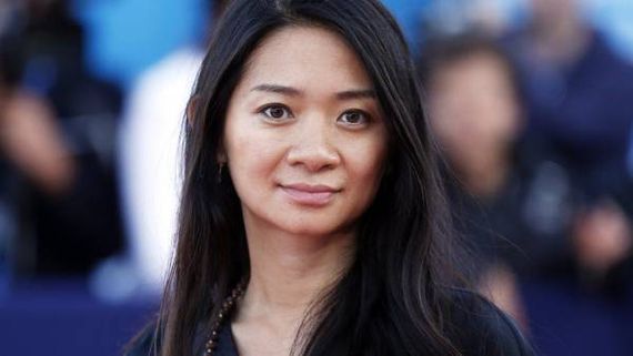 சிறந்த இயக்குநர்.. ஆஸ்கர் விருதை தட்டி தூக்கிய சீனப் பெண்..உலக சினிமாவை உற்றுநோக்க வைத்த இவர் யார்? 