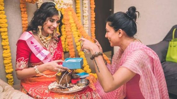 ஷக்கலக்கா பேபி வீட்ல விசேஷங்க.. தம்பி மனைவிக்கு கோலகலமாக வளைகாப்பு நடத்திய சுஷ்மிதா சென்!