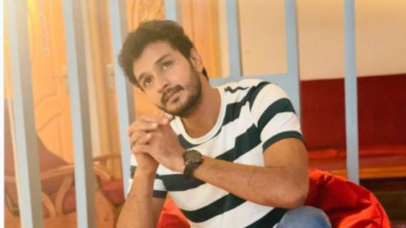 ரோஜா சீரியல் ஹீரோவுக்கு திடீர் திருமணம்?.... அதிர்ச்சியில் ரசிகைகள் !