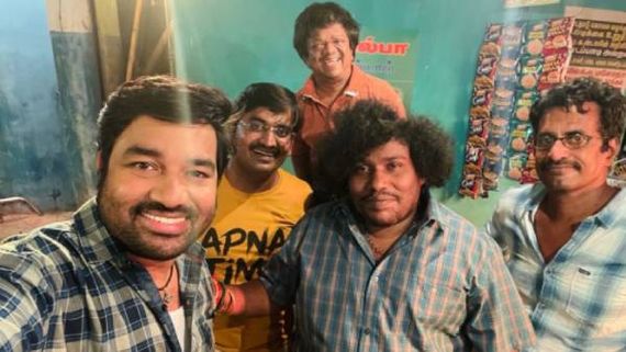 காசேதான் கடவுளடா ரீமேக்…. அசுரவேகத்தில் முடிந்த படப்பிடிப்பு !