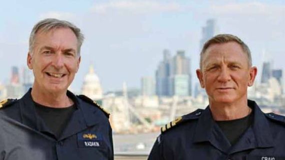 ஜேம்ஸ் பாண்ட் நடிகருக்கு பிரிட்டன் கடற்படையில் கிடைத்த கவுரவம்.. கொண்டாடும் ரசிகர்கள்! 