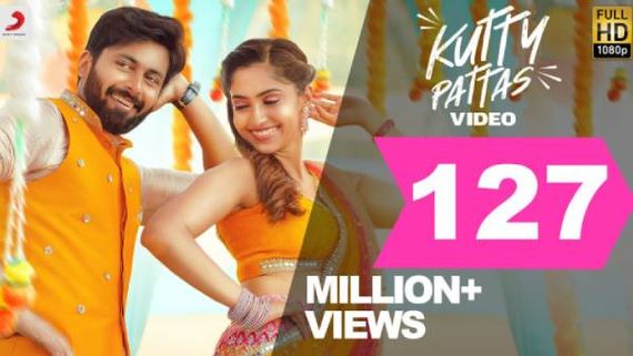 யூடியூப்பில் சாதனை படைத்த “குட்டி பட்டாஸ்“… மகிழ்ச்சியில் அஸ்வின் !