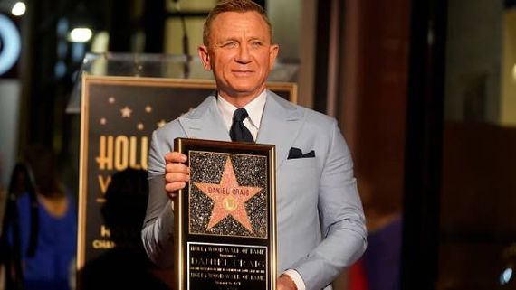 'ஜேம்ஸ் பாண்ட்' டேனியல் க்ரேக்கிற்கு வழங்கப்பட்ட வாக் ஆஃப் ஃபேம் நட்சத்திர அந்தஸ்து!