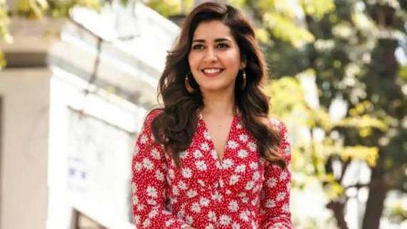  யாரையும் காதலிக்கவில்லை.. நான் சிங்கிள்தாங்க.. ரசிகர்களிடம் போட்டுடைத்த பிரபல நடிகை! 