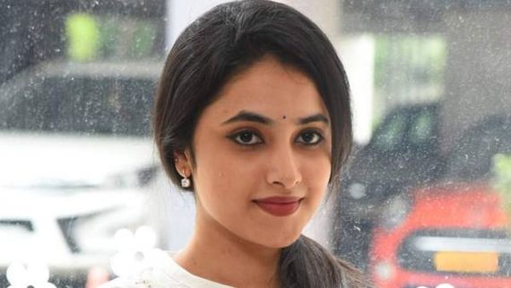 பிரம்மனோட ஸ்பெஷல் புராடெக்ட்.. பிரியங்கா மோகன் பிறந்தநாள்.. டிவிட்டரை தெறிக்கவிடும் ஃபேன்ஸ்! 